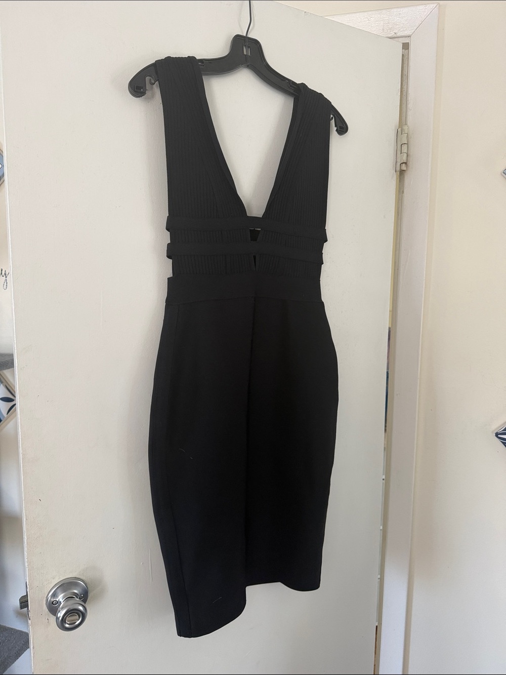 Women’s Black One-Shoulder Bodycon Dress by
